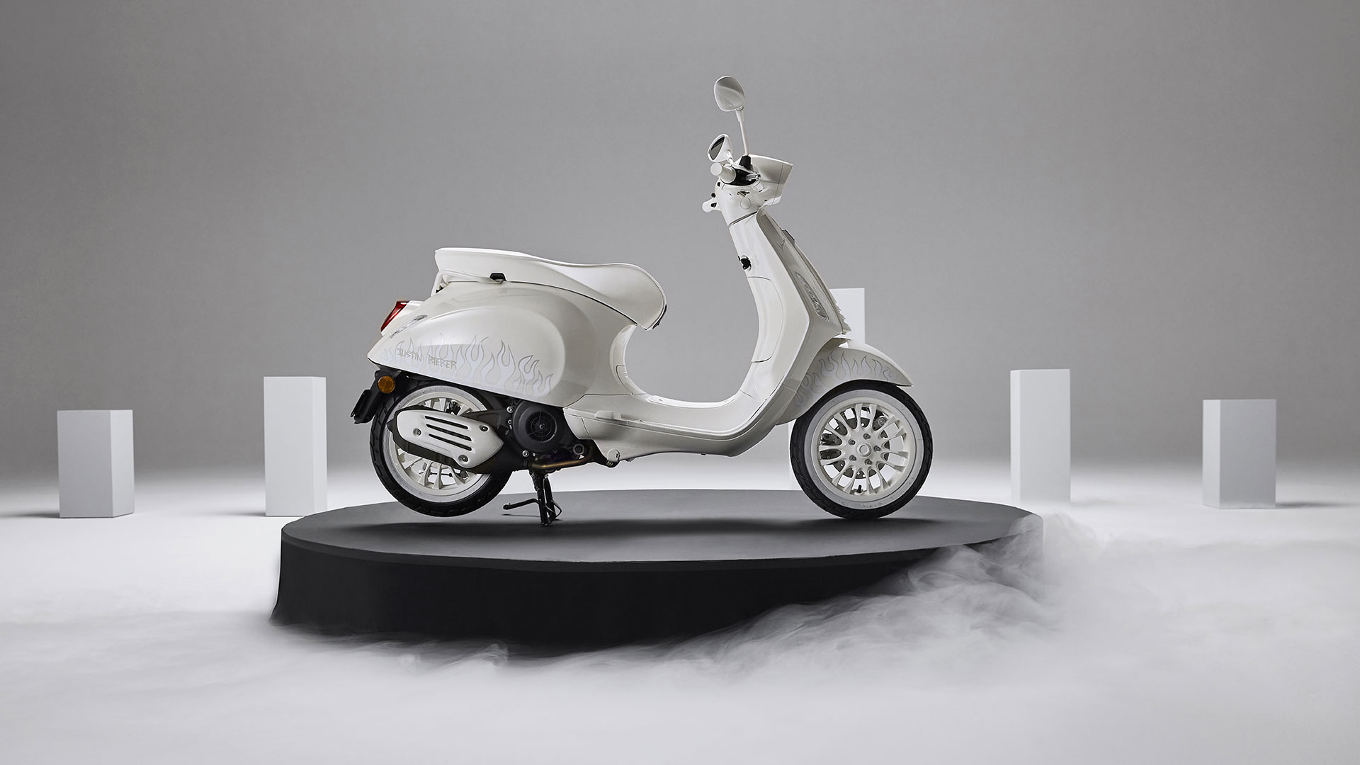 JUSTIN BIEBER X VESPA